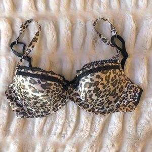 Leopard bra